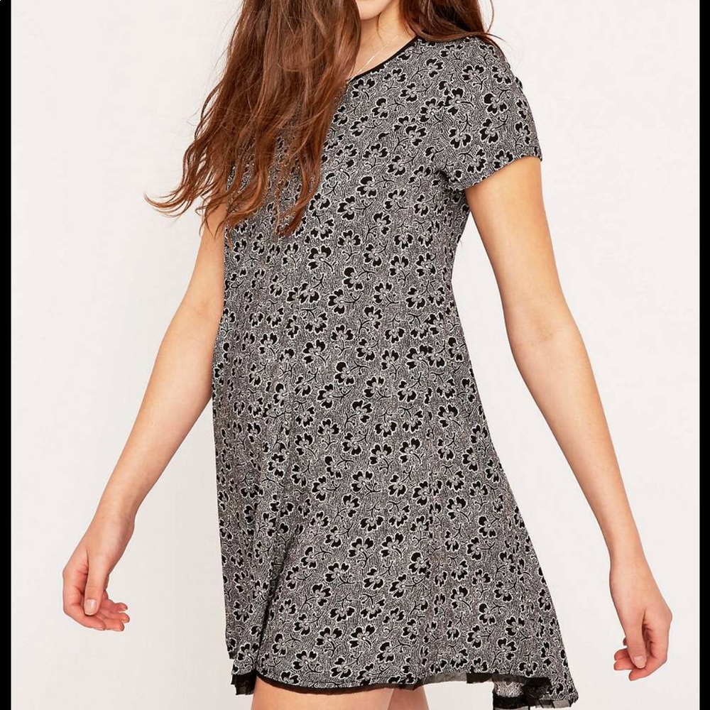 100% rayon oversized shirt dress